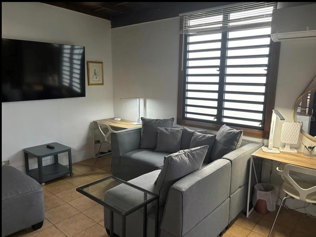 456, Calle Saldaña, San Juan - 41