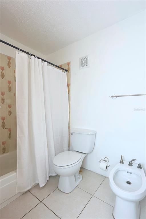 632-5, Ave. San Patricio, Guaynabo - 16