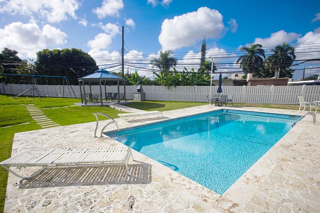 632-5, Ave. San Patricio, Guaynabo - 18