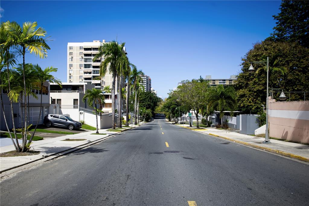 632-5, Ave. San Patricio, Guaynabo - 20