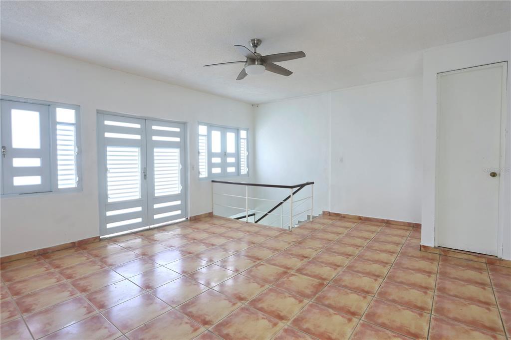 632-5, Ave. San Patricio, Guaynabo - 9