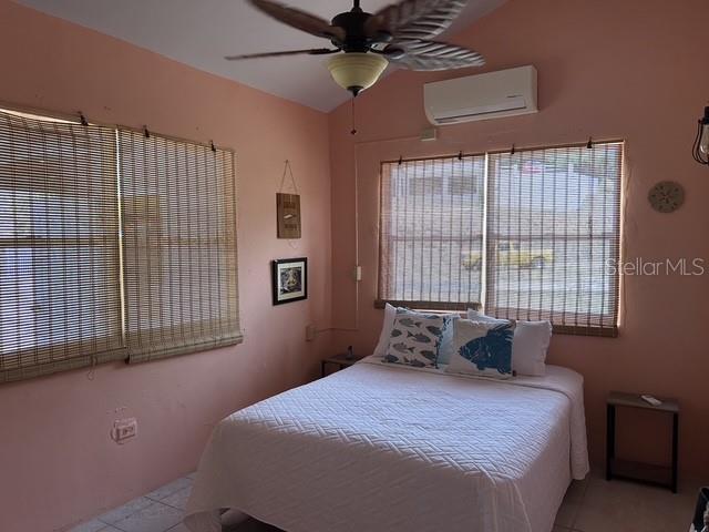 200, Hc-02 Box 14110 , Puerto Rico, Vieques - 24