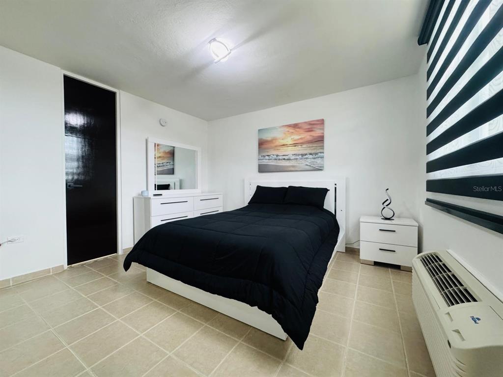#301, Cond. Costa Brava, Edif. 9, Ceiba - 5