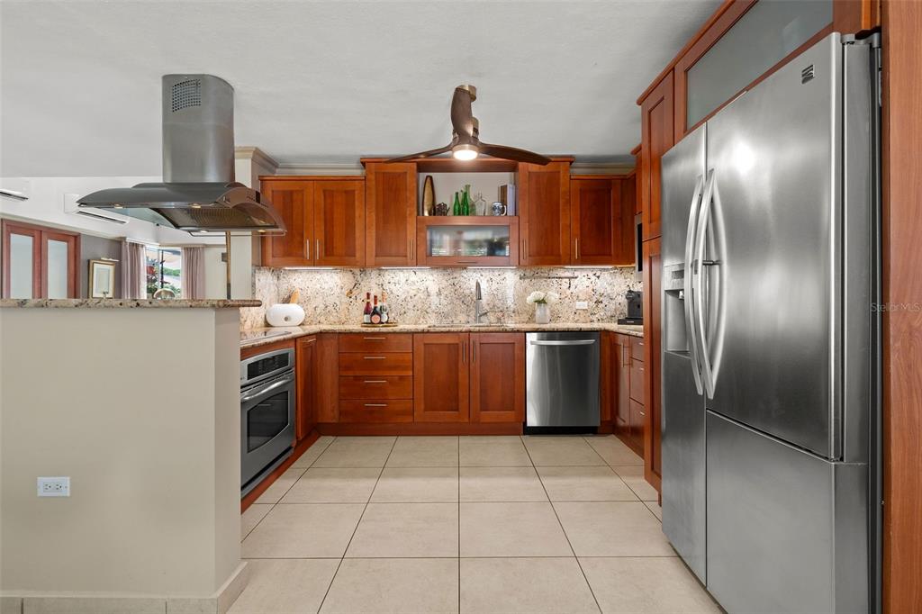 377, Corredor De La Arboleda, Dorado - 13