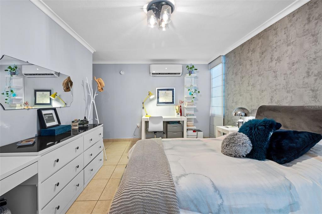 377, Corredor De La Arboleda, Dorado - 22