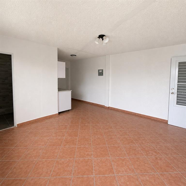 Apt 2, 143, Jardines De Country Club, Carolina - 3