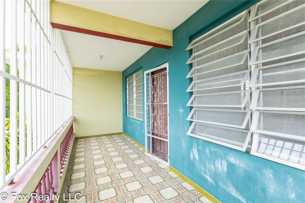 Solar B, Avenida Maria Bettega, Aguadilla - 20