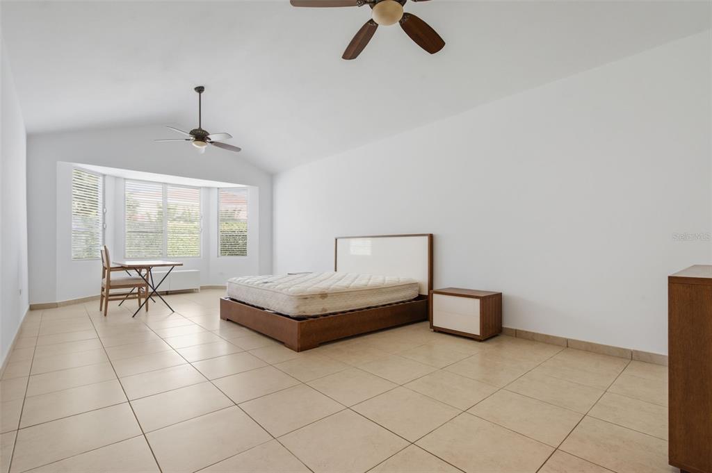 451, Camino Guajataca, Dorado - 28