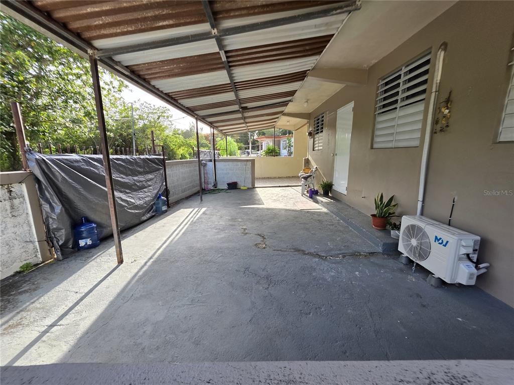 638 Km 3.5, Bo Arrenalejos, Arecibo - 22