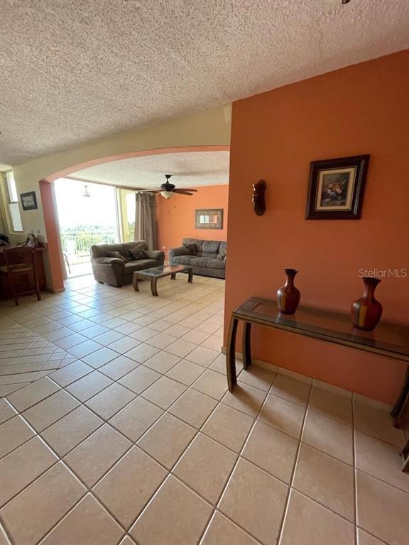 1405, 1405, Calle Salvador Tio, Mayaguez - 16