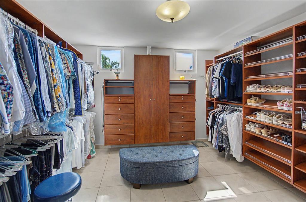 B11, Calle Mar Caribe, Dorado - 27