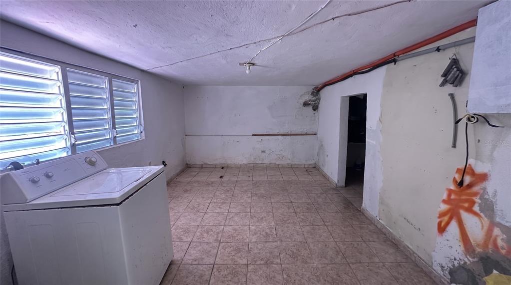 Calle 5, Comunidad Rural Villa Borinquen, Canovanas - 9