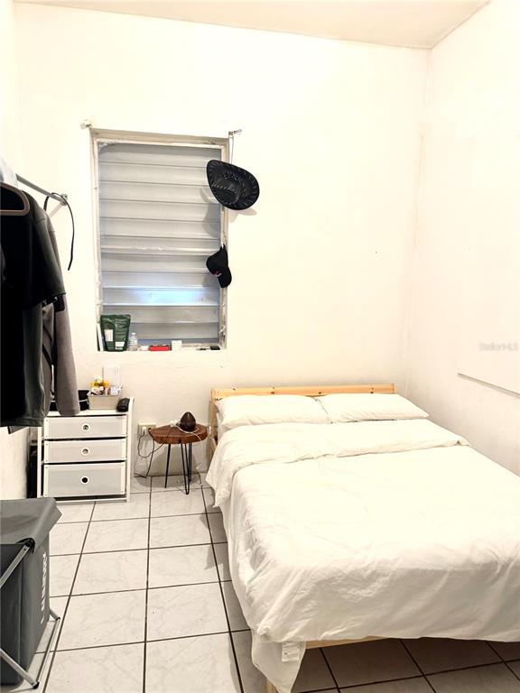 27, Sanchez Justiniano/acacias, Mayaguez - 4