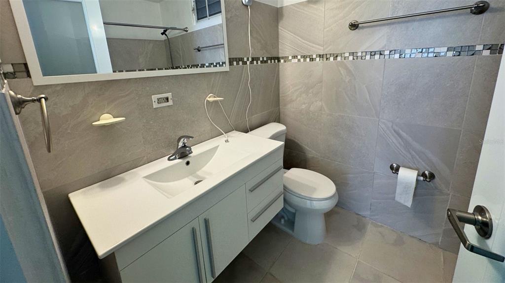 B9, Almendrillo, Jardin Del Este, Naguabo - 16