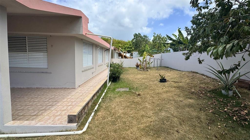 B9, Almendrillo, Jardin Del Este, Naguabo - 23