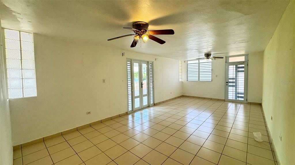 B9, Almendrillo, Jardin Del Este, Naguabo - 4