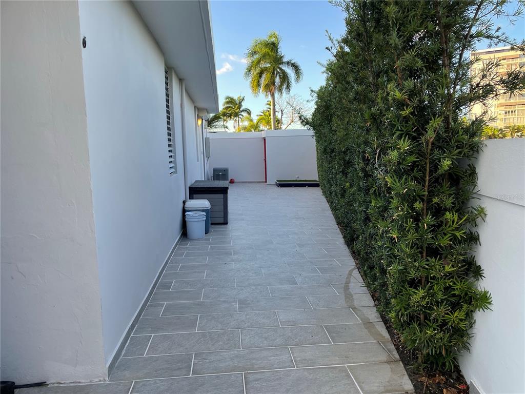 11-7, 7, Alturas De Torrimar, Guaynabo - 13