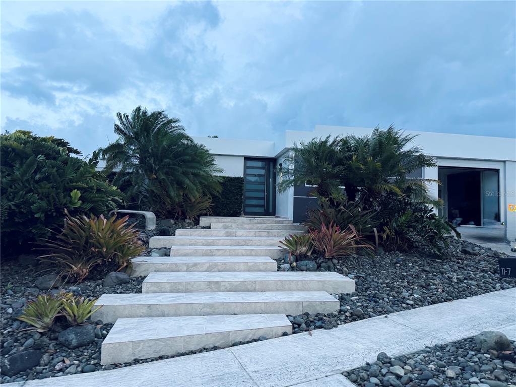 11-7, 7, Alturas De Torrimar, Guaynabo - 2
