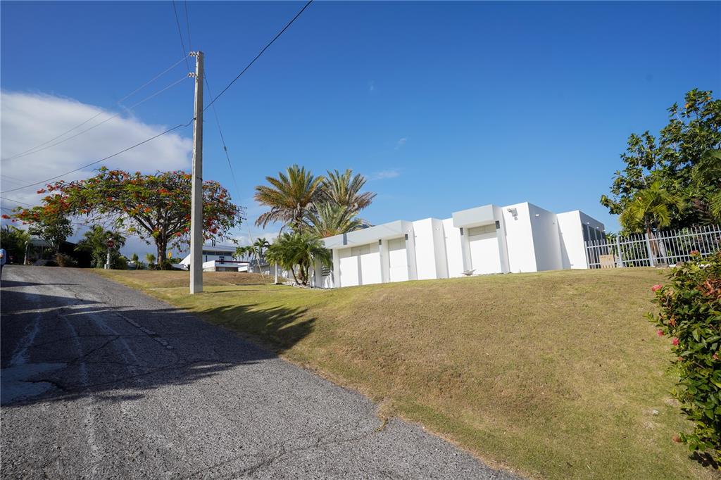 3505, La Santa El Monte, Ponce - 39
