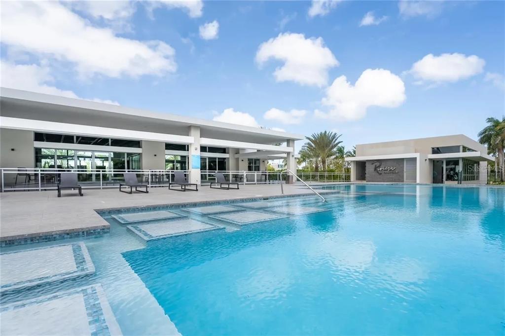 Calle Central Park, Urb. Riviera Village, Bayamon - 4