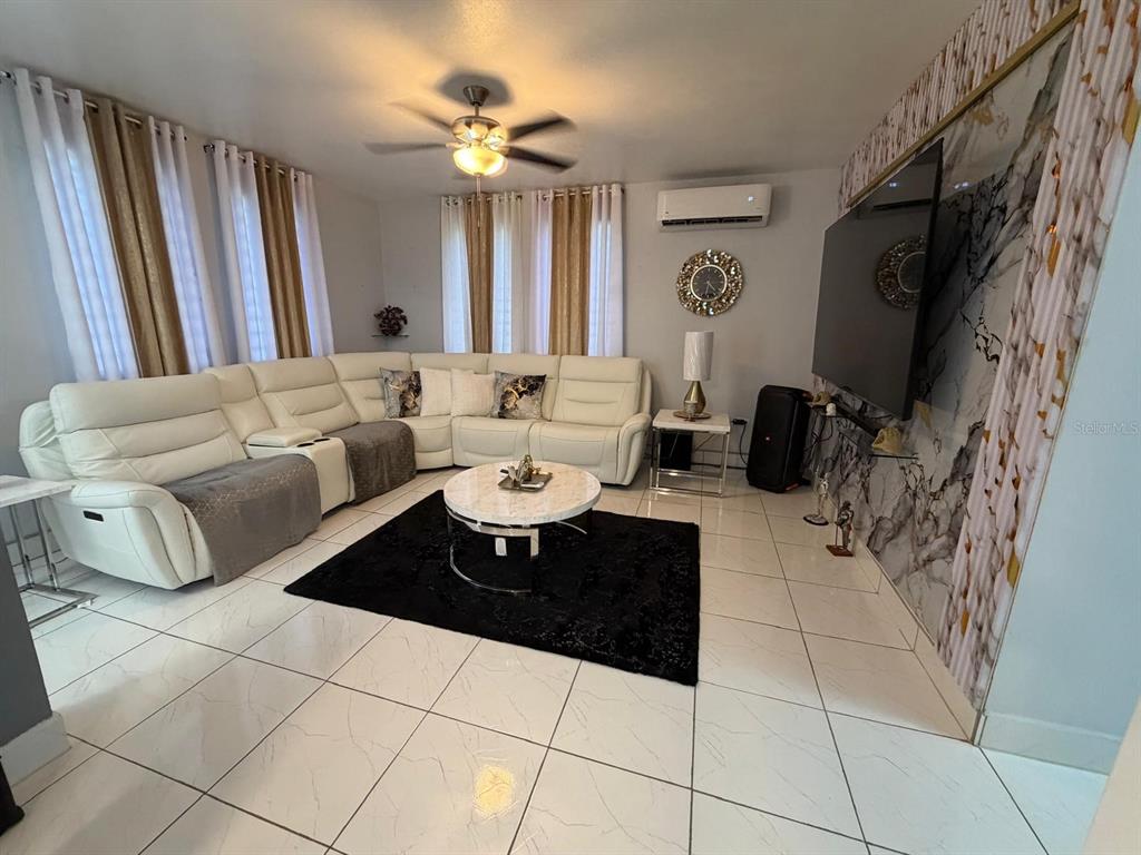 282, Ave. Felix Rios, Aibonito - 3