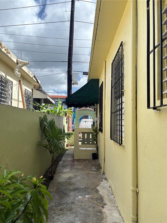 2055, Haydee Rexach, San Juan - 26