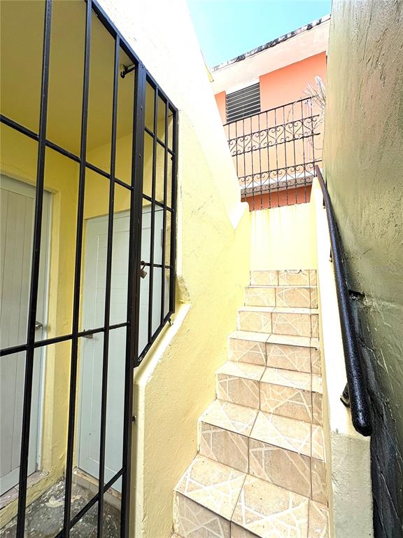 2055, Haydee Rexach, San Juan - 27