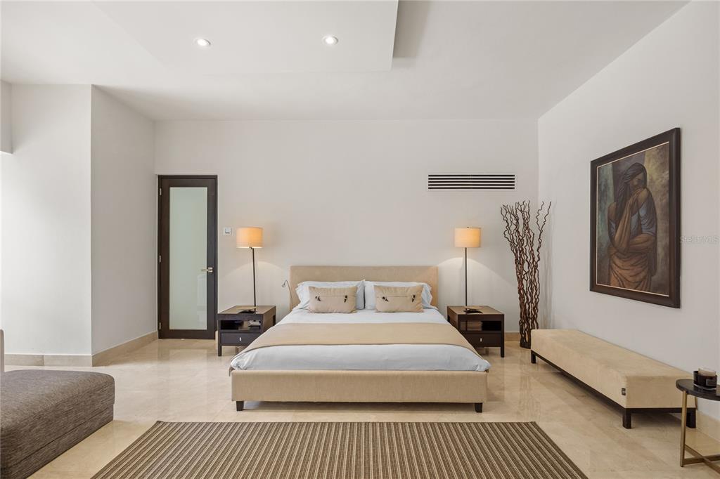 #9 Palma Real, Estancias De Torrimar, Guaynabo - 19