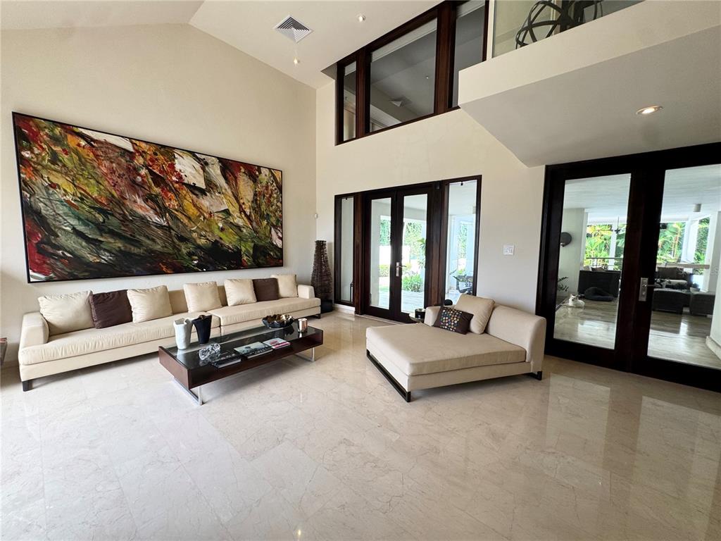 #9 Palma Real, Estancias De Torrimar, Guaynabo - 2