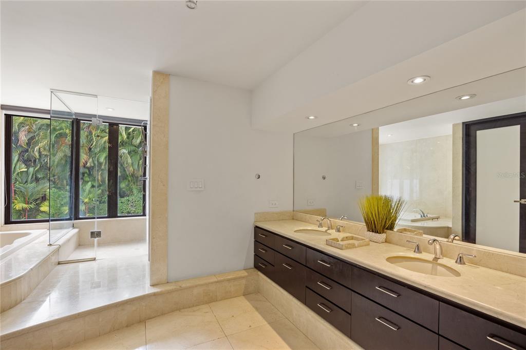 #9 Palma Real, Estancias De Torrimar, Guaynabo - 20