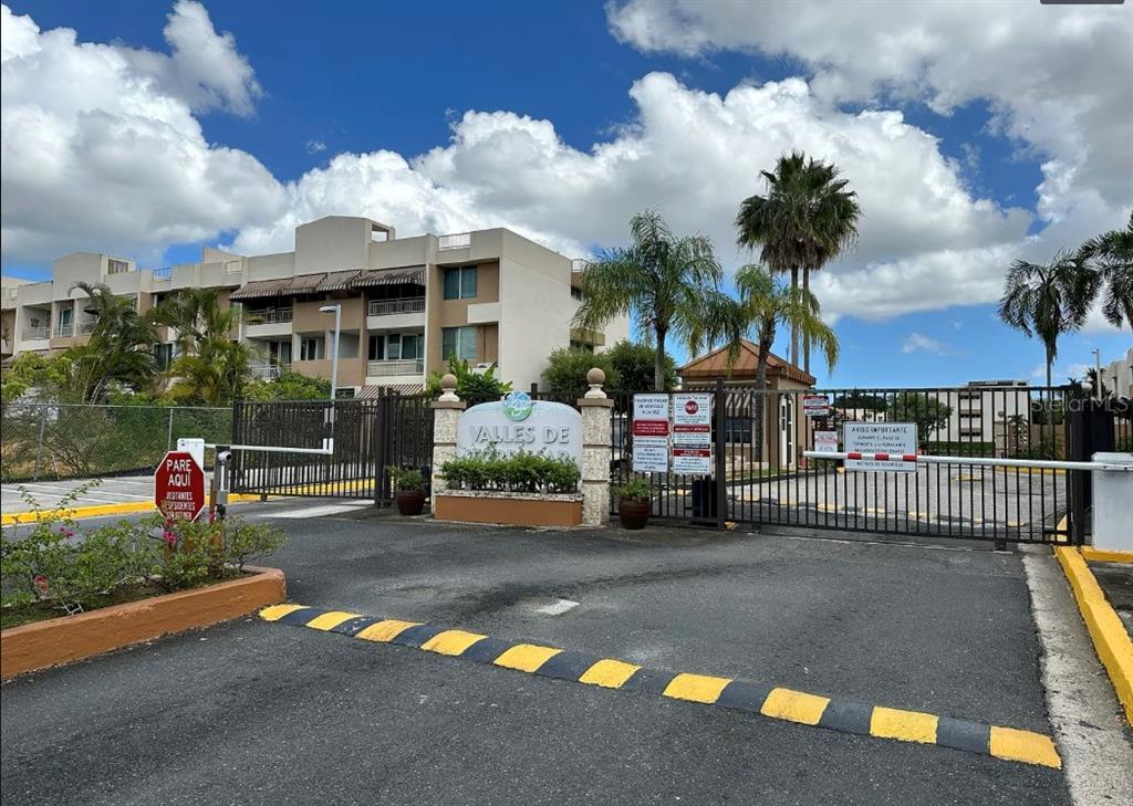 E212, 109, Calle Plumoso Real, Guaynabo - 1