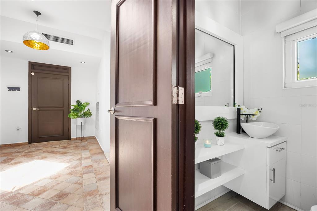 35, Paseo Las Palmas, Dorado - 24