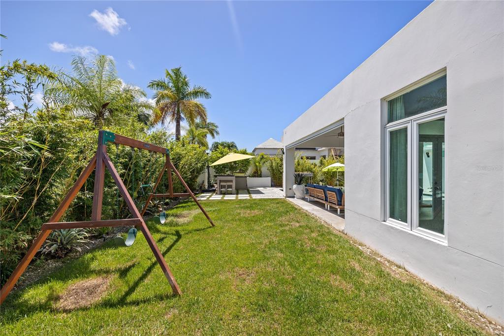 35, Paseo Las Palmas, Dorado - 48