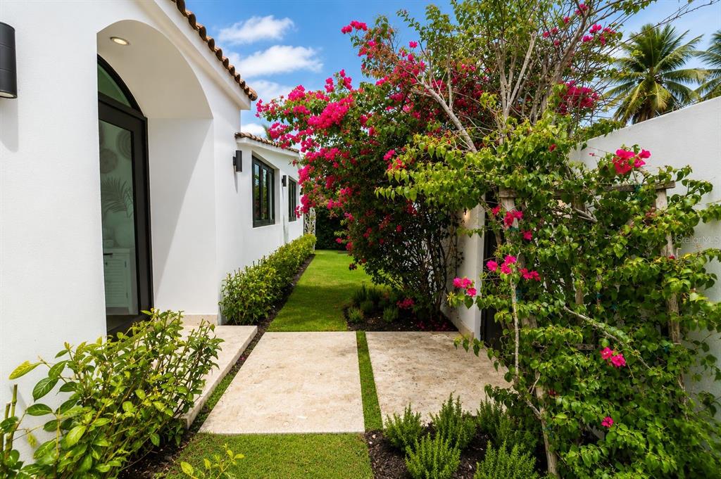 60, Soldado Serrano, San Juan - 47
