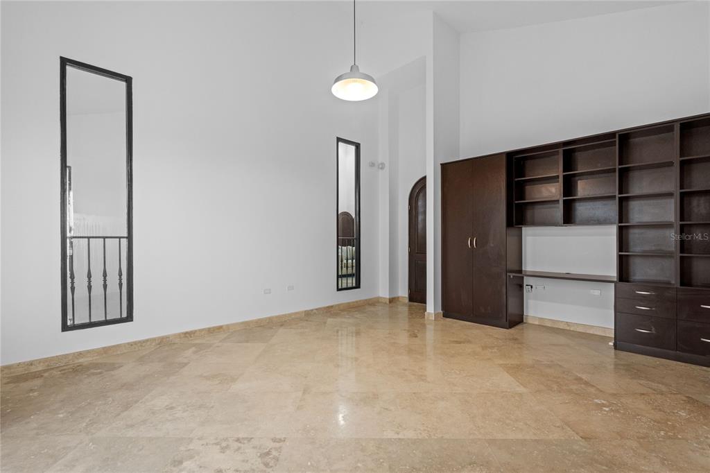 90, Calle Orquidea, San Juan - 27