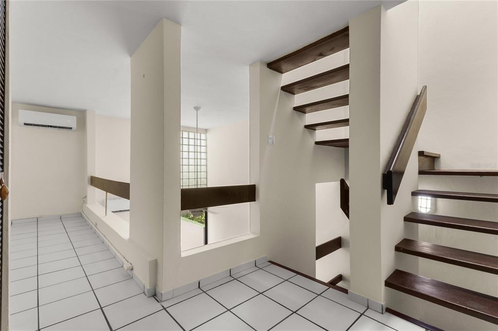 TH2, 111, Calle Doncella, San Juan - 21