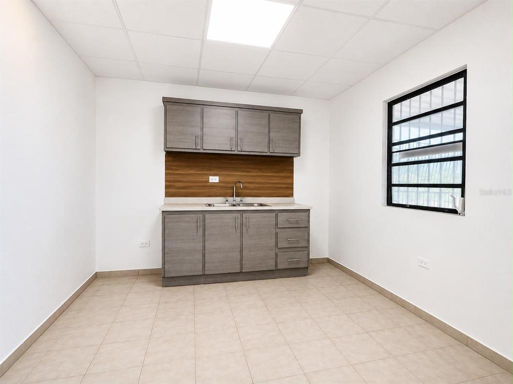 C-51, #1 St. Urb. Villa Arrieta, 2nd Floor, Bayamon - 6