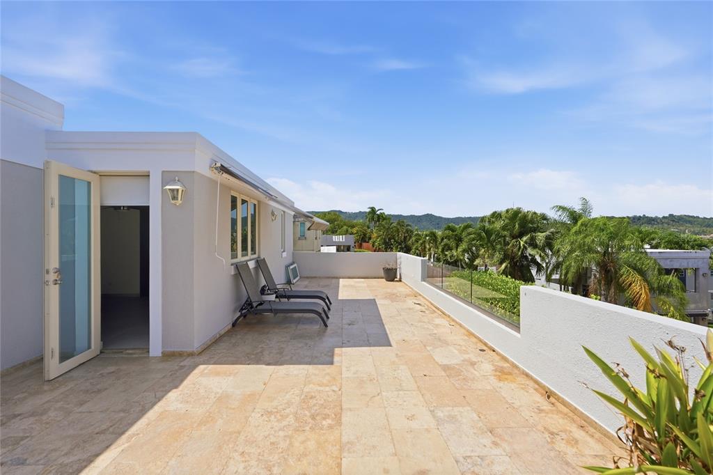 Bloque Ln, Solar 27, Caguas - 14
