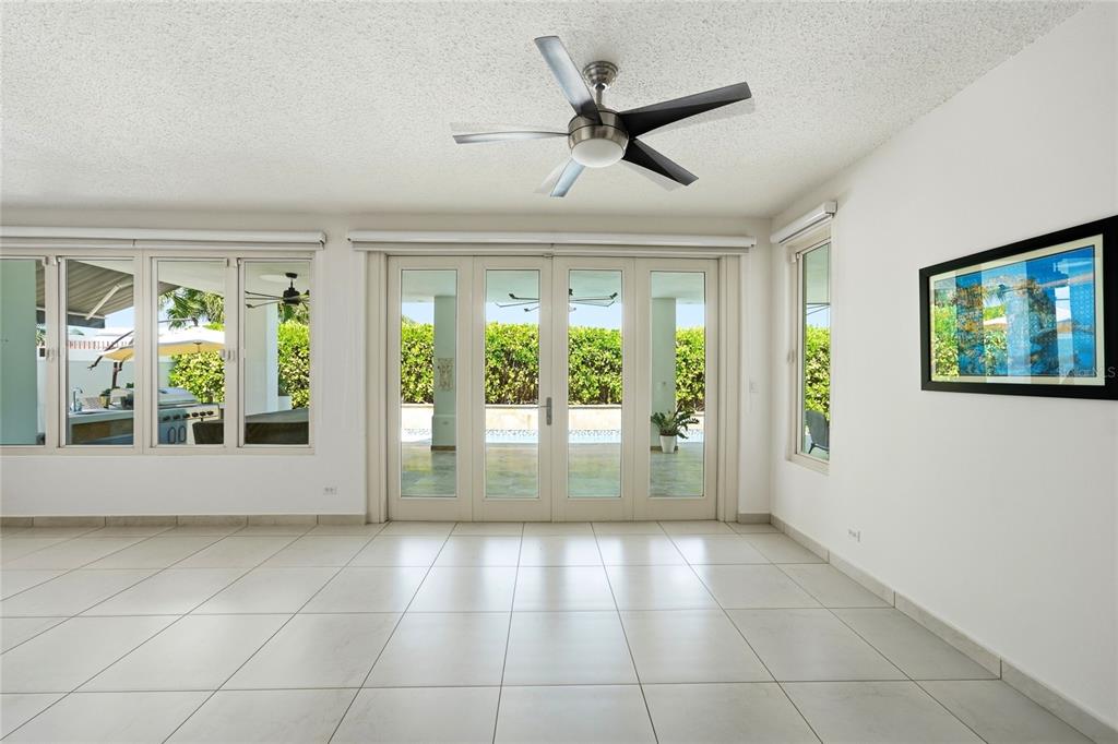 Bloque Ln, Solar 27, Caguas - 5
