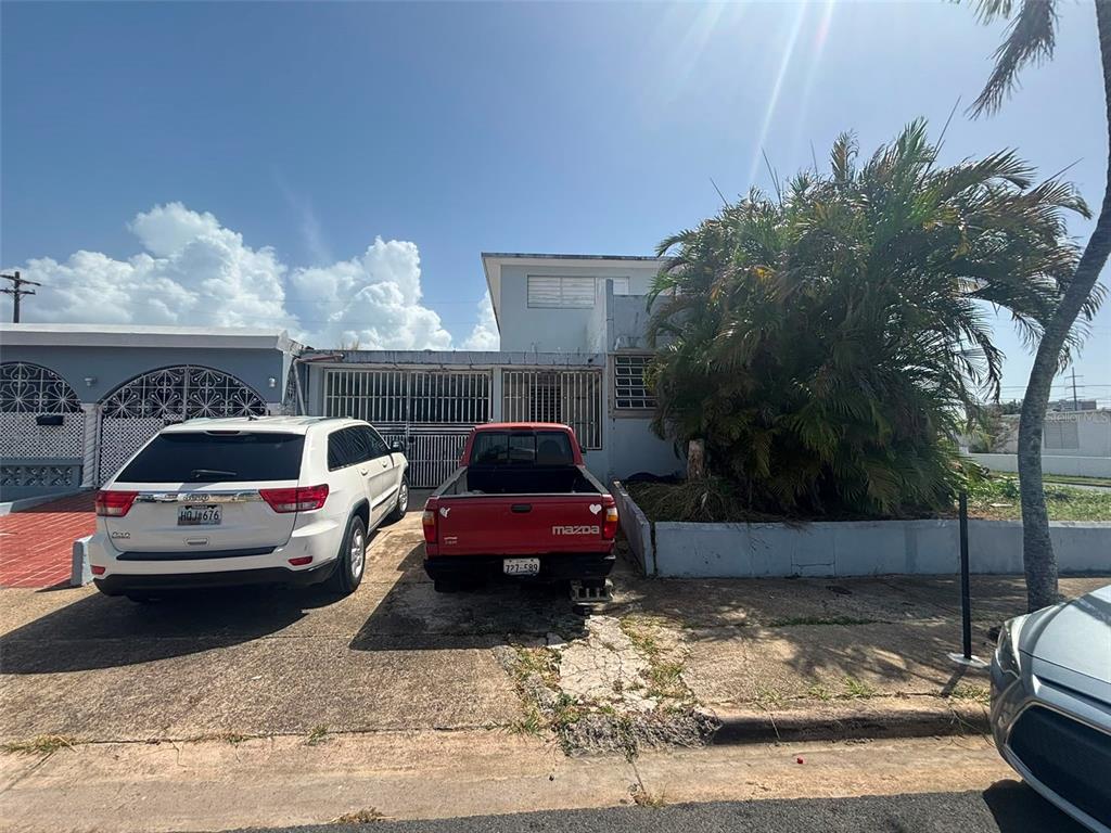 950(19ak) Linancero St, Ext Country Club Development, San Juan - 1