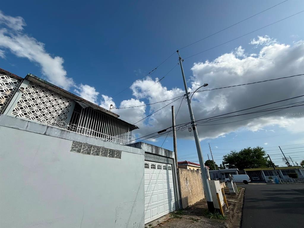 950(19ak) Linancero St, Ext Country Club Development, San Juan - 4