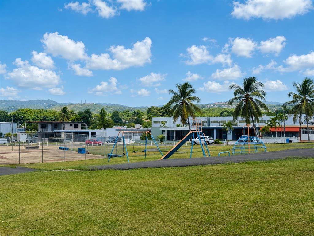 C-51, #1 St. Urb. Villa Arrieta, 1st Floor, Bayamon - 13