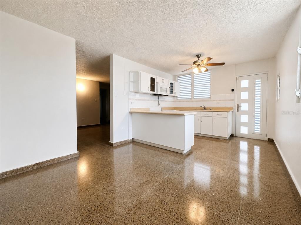 C-51, #1 St. Urb. Villa Arrieta, 1st Floor, Bayamon - 3
