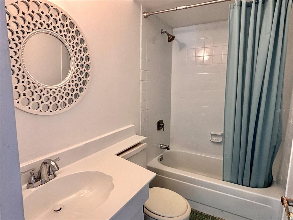 18, 1019, Av Luis Vigoreaux, Guaynabo - 6