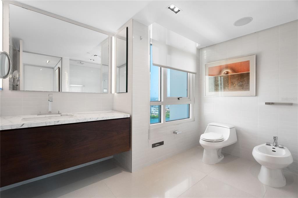 PH-18, 1052, Ashford, San Juan - 16