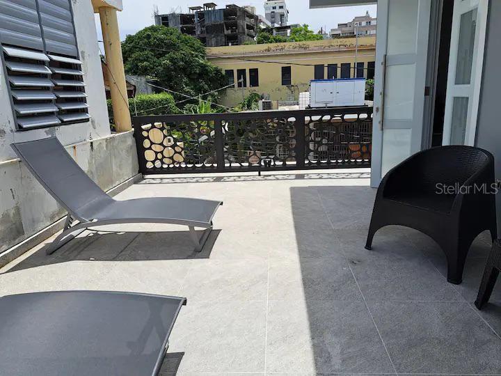 San Miguel Las Palmas / C, Calle Loiza, San Juan - 11