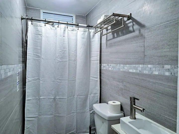 San Miguel Las Palmas / C, Calle Loiza, San Juan - 57