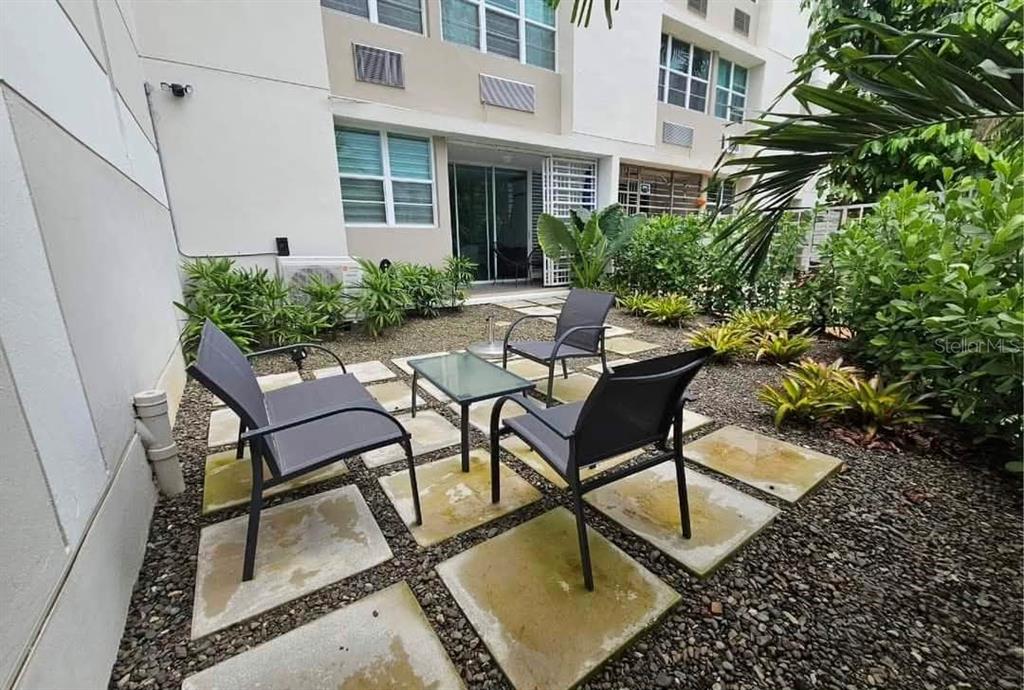 B12, Ave 199 Las Cumbres, Ciudadela, Guaynabo - 9