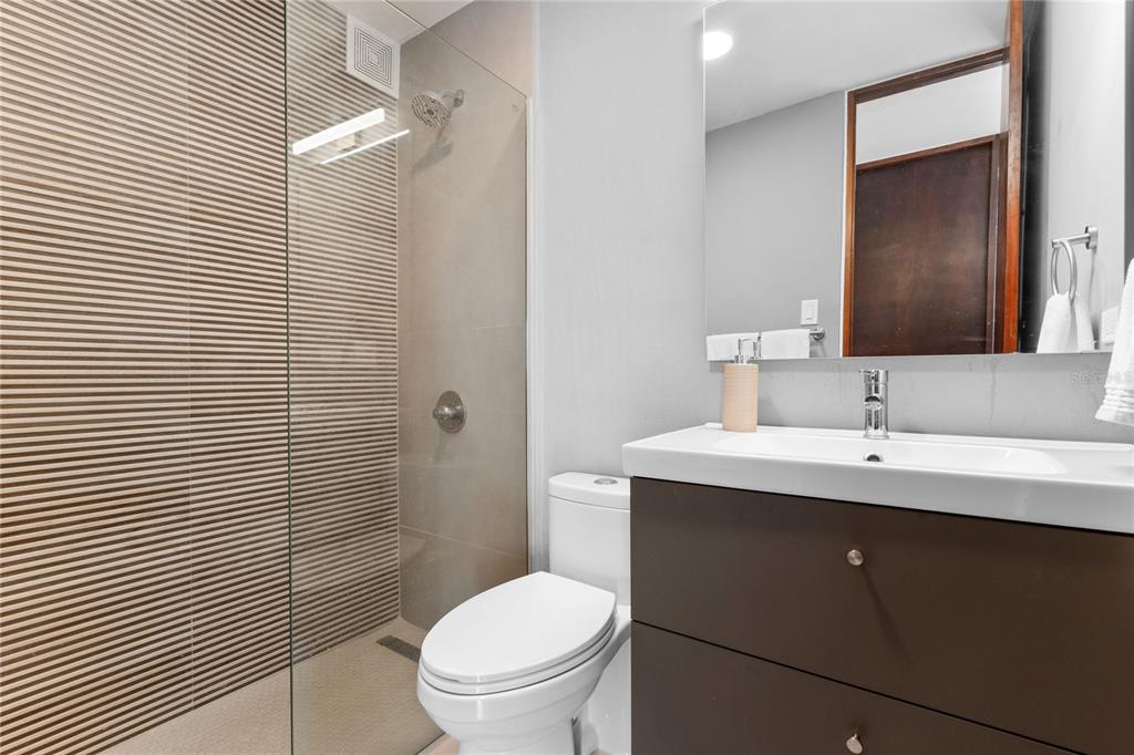 1504, 4, Generalife San Patricio, Guaynabo - 12