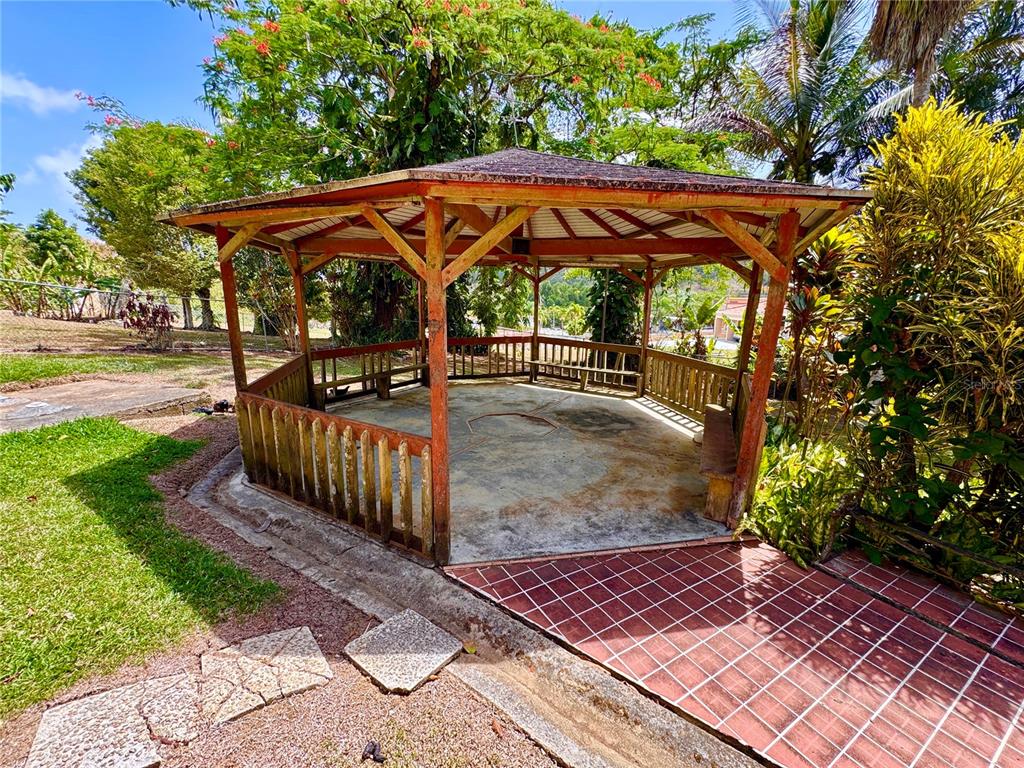 , Aibonito - 22